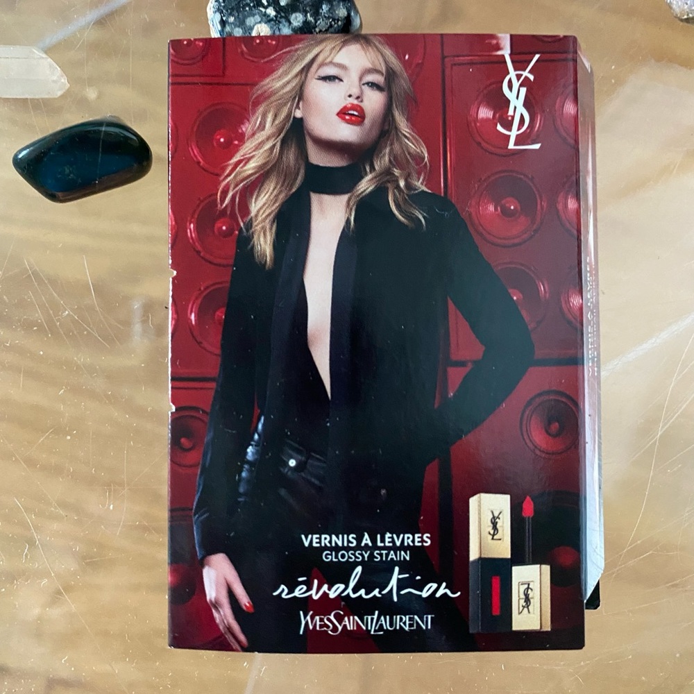 Yves Saint Laurent Glossy Stain Revolution N12